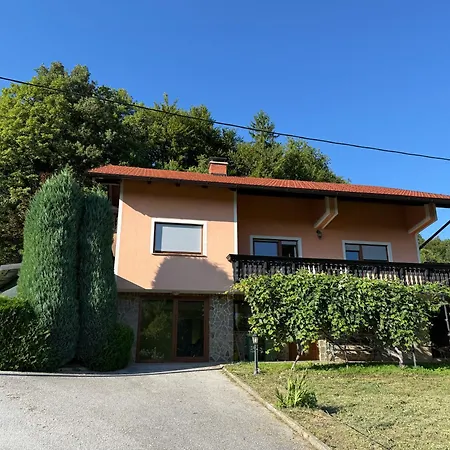 Art Nature Retreat Ferienhaus Gorica pri Slivnici