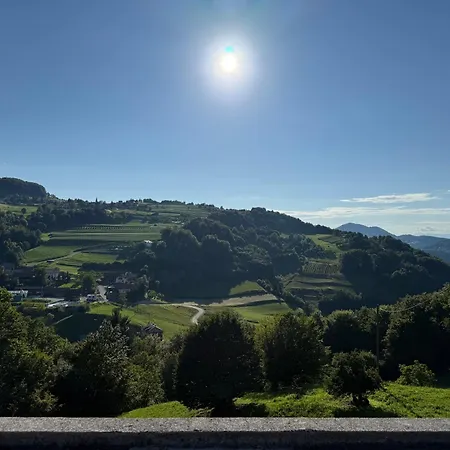 Art Nature Retreat בית נופש